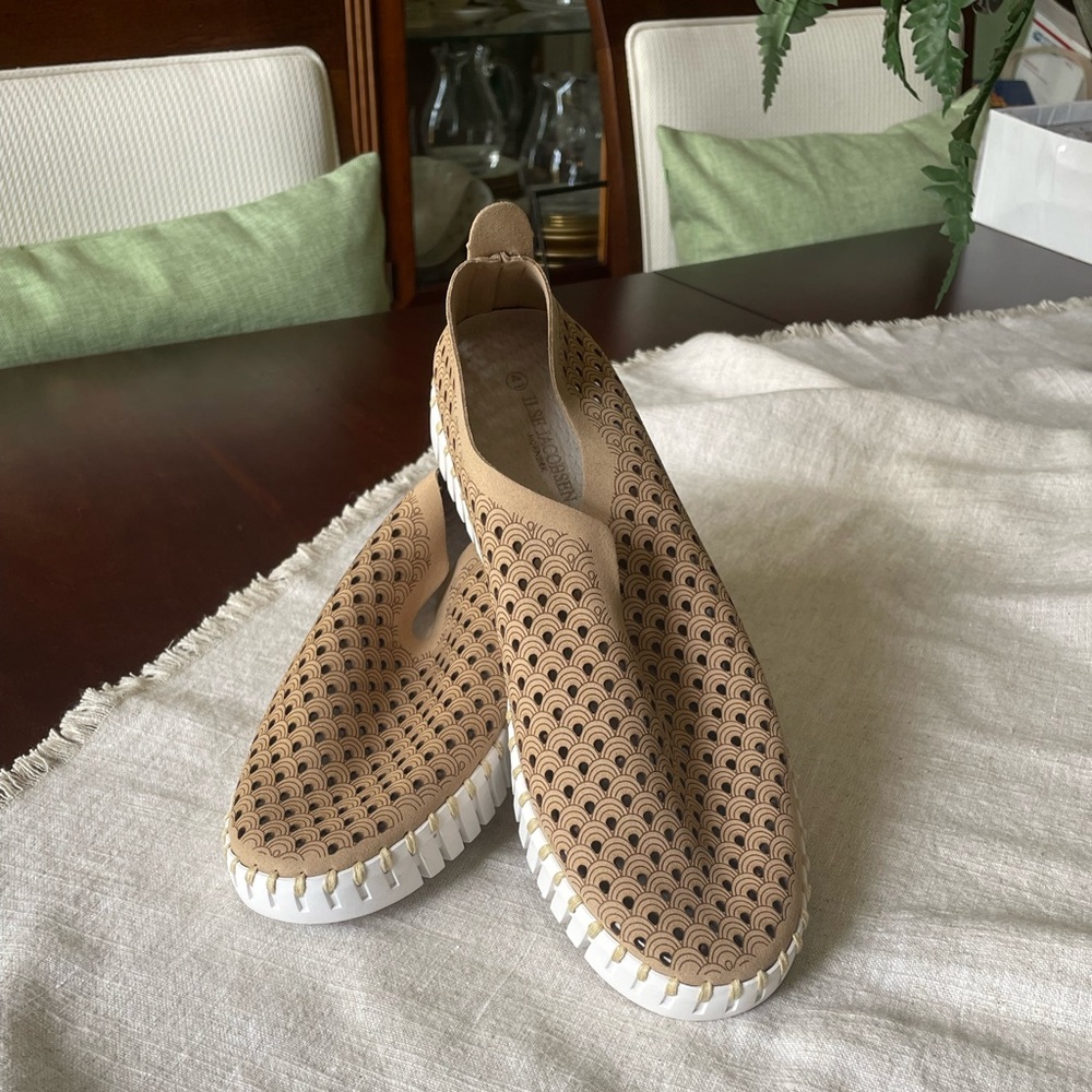 Ilse Jacobsen Tulip 139 Perforated Slip-On Shoe in Color Latte